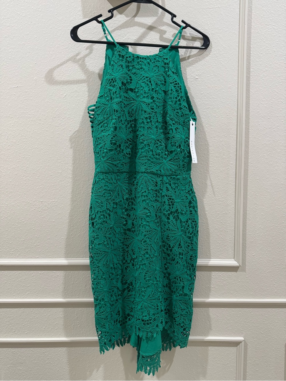 Adelyn Rae Emerald Floral Lace Sleeveless cocktail Dress NWT size Small